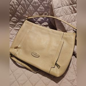 NWT- Coach - Large Scout Hobo in Pebbled Leather